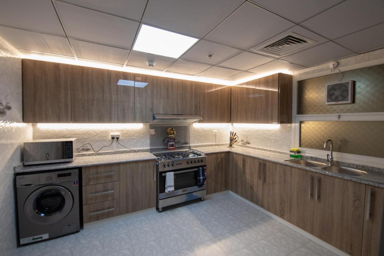 Luxury Brand New 1bd In Free Parking Near Ajman